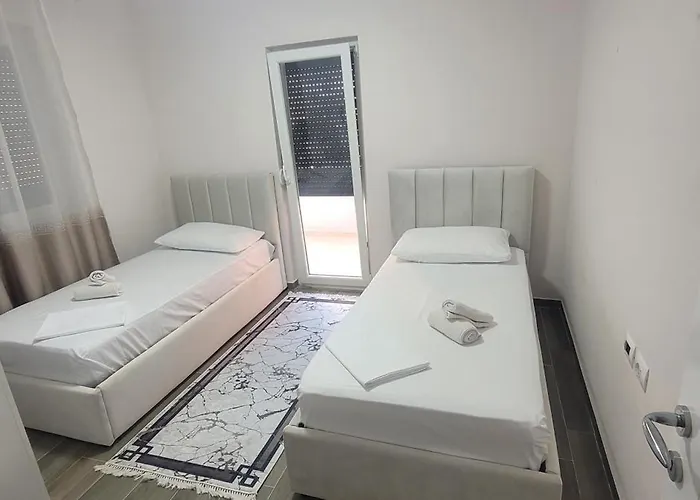 Maxhari Polisi i Vogel