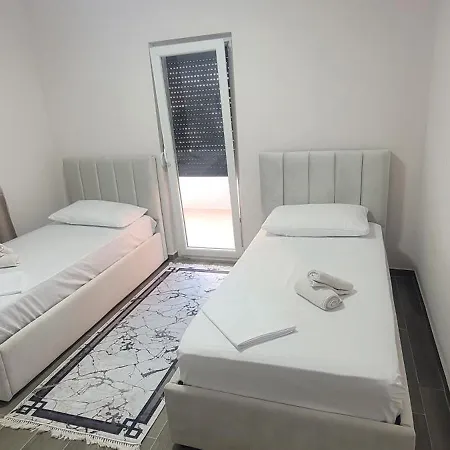 Maxhari Polisi i Vogel